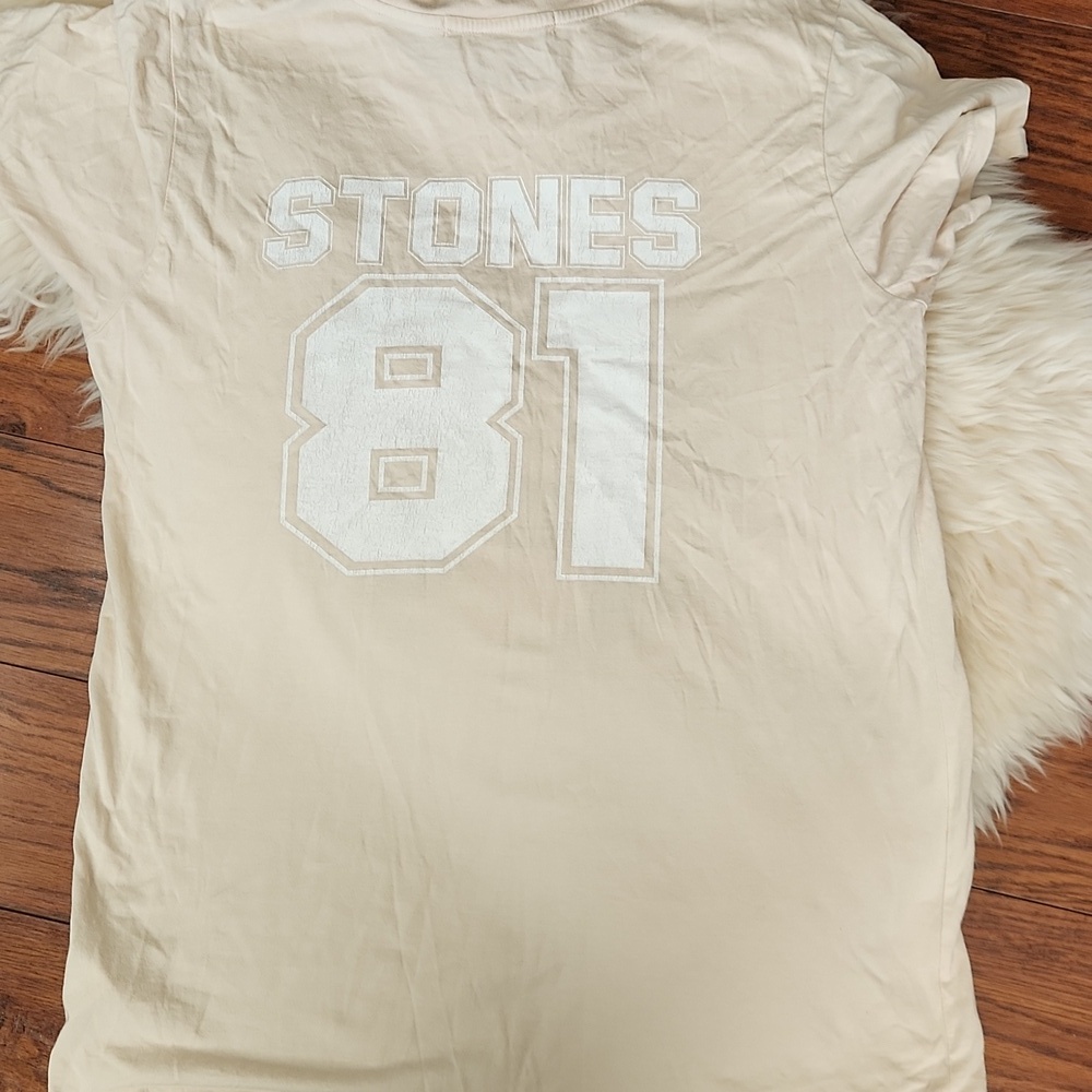 Daydreamer For Free People Rolling Stones Graphic Crewneck Shirt - Picture 6 of 6